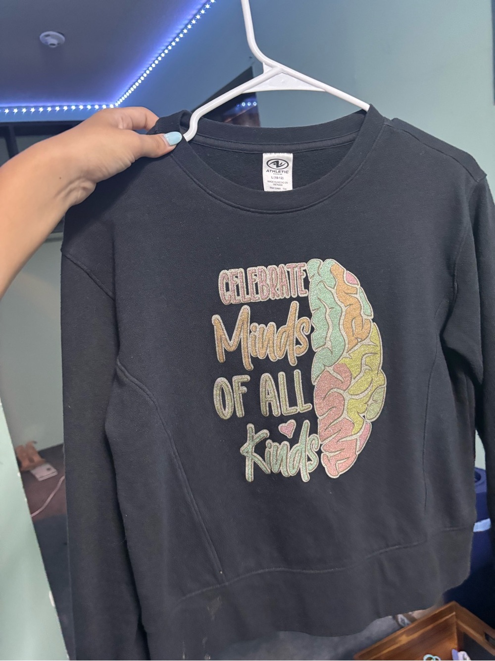 Athletic Works Black Crewneck Sweatshirt with Multicolor Brain Graphic